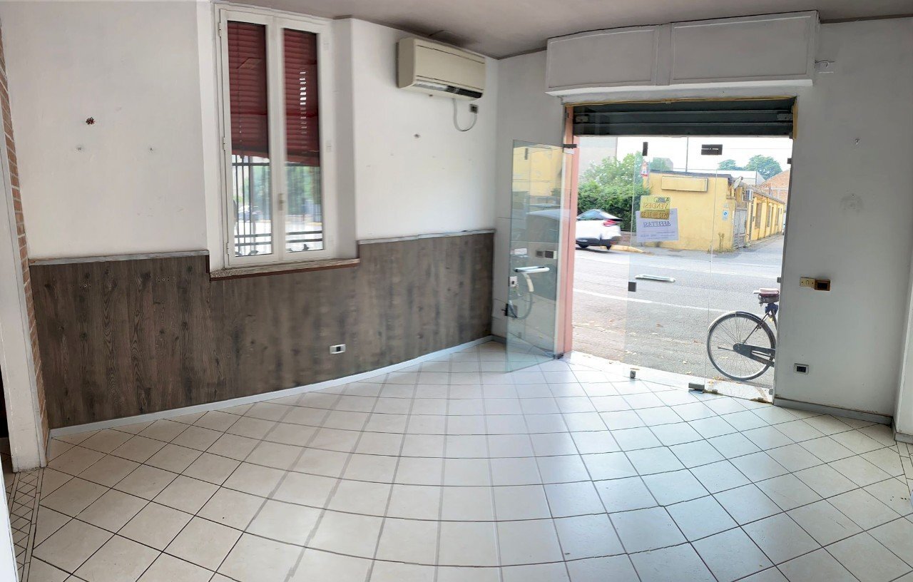 Negozio Ferrara - foto 2