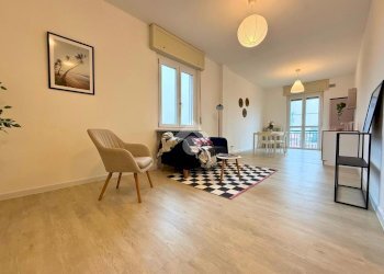 Quadrilocale Piazza Aldo Moro, Santhià - foto 1