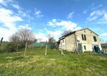 Casa indipendente strada provinciale, Sassofeltrio - foto 8