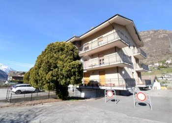 Apartment Località grange de barme, Chatillon - photo 1