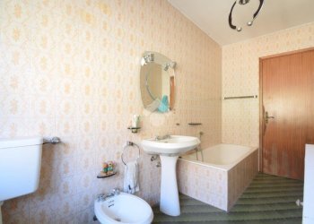 Apartment Località grange de barme, Chatillon - photo 24