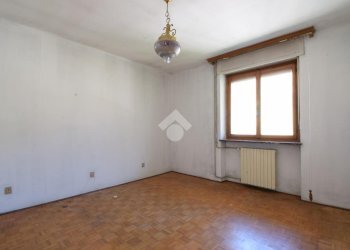 Apartment Località grange de barme, Chatillon - photo 5