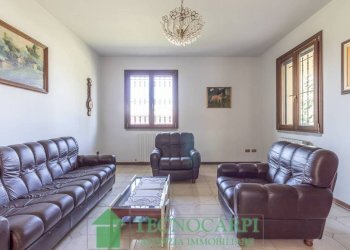 Salone - Quadrilocale via Don Giovanni Minzoni, Novi di Modena - foto 2