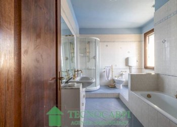 Bagno - Four-room apartment via Don Giovanni Minzoni, Novi di Modena - photo 43