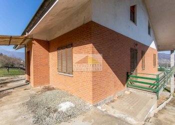 Facciata - Villa via San Chiaffredo di Comba Gambasca, 3, Sanfront - foto 7