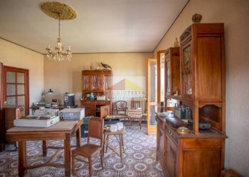 Stanza arredata - Villa via San Chiaffredo di Comba Gambasca, 3, Sanfront - foto 16