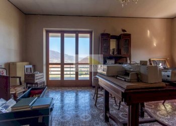 Stanza arredata - Villa via San Chiaffredo di Comba Gambasca, 3, Sanfront - foto 31