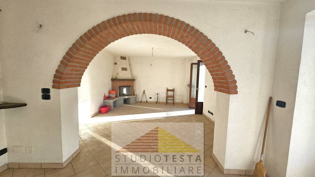 Interno palazzo - Independent house Borgo San Rocco, 27, Brossasco - photo 3