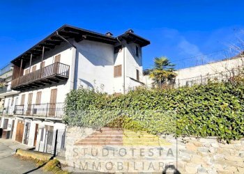 Facciata - Casa indipendente Borgo San Rocco, 27, Brossasco - foto 1