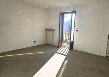 Stanza non arredata - Casa indipendente Borgo San Rocco, 27, Brossasco - foto 2