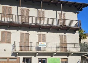 Facciata - Casa indipendente Borgo San Rocco, 27, Brossasco - foto 7