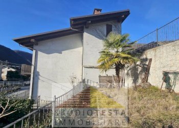 Facciata - Casa indipendente Borgo San Rocco, 27, Brossasco - foto 10