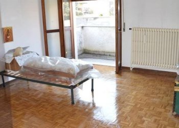 Camera da letto - Villa via Monviso, 8, Parabiago - photo 12