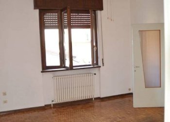 Stanza non arredata - Villa via Monviso, 8, Parabiago - foto 14