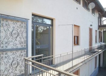 Balcone - Appartamento via 20 Settembre, 7, Parabiago - foto 1