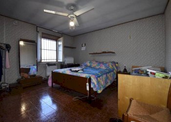 Camera da letto - Rustico via Italia, Montaldo Scarampi - foto 15