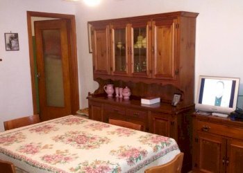 Stanza arredata - Rustico via Italia, Montaldo Scarampi - foto 28