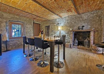 Soggiorno - Villa via Dionigi, Ozzano Monferrato - foto 5