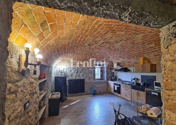 Cucina - Villa via Dionigi, Ozzano Monferrato - foto 7