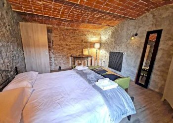 Camera da letto - Villa via Dionigi, Ozzano Monferrato - photo 28