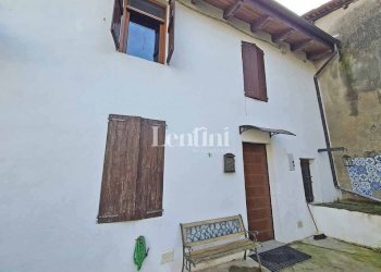 Facciata - Villa via Dionigi, Ozzano Monferrato - foto 36