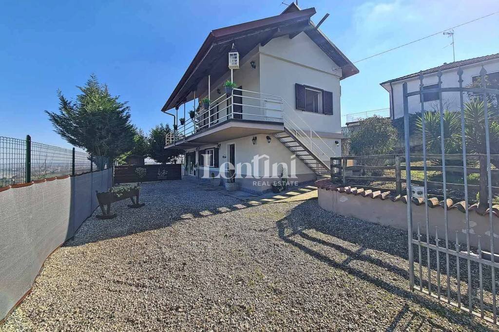 Cortile interno - Villa strada Pontestura, Casale Monferrato - foto 3