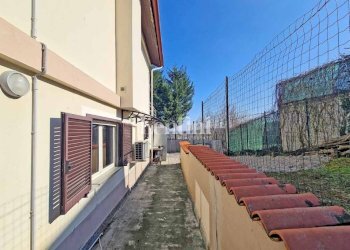 Facciata - Villa strada Pontestura, Casale Monferrato - photo 11