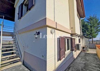 Facciata - Villa strada Pontestura, Casale Monferrato - foto 12