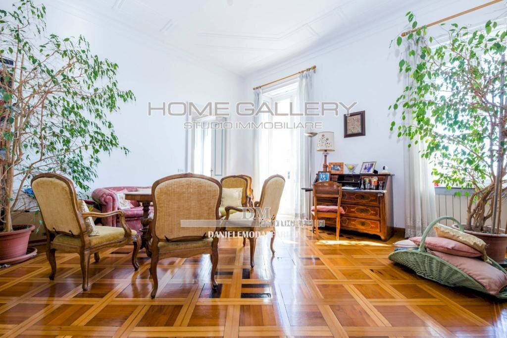 Salone - Apartment corso Firenze, Genova - photo 2