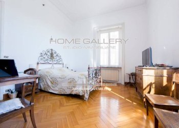 Camera da letto - Appartamento corso Firenze, Genova - foto 46