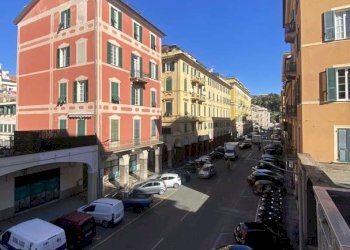 Viste - Quadrilocale corso Garibaldi, Chiavari - foto 2
