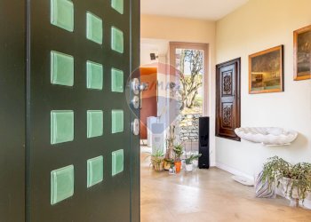Villa Via Crispi, 22 
 Roasio, Roasio - foto 7