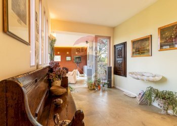 Villa Via Crispi, 22 
 Roasio, Roasio - foto 8