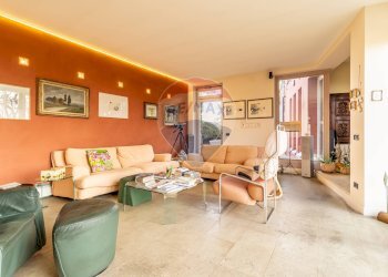Villa Via Crispi, 22 
 Roasio, Roasio - foto 14