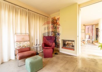Villa Via Crispi, 22 
 Roasio, Roasio - foto 19