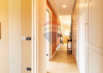Villa Via Crispi, 22 
 Roasio, Roasio - foto 42