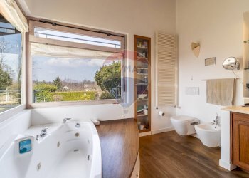 Villa Via Crispi, 22 
 Roasio, Roasio - foto 72