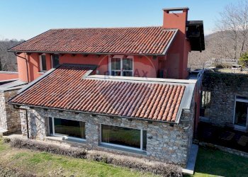 Villa Via Crispi, 22 
 Roasio, Roasio - foto 84