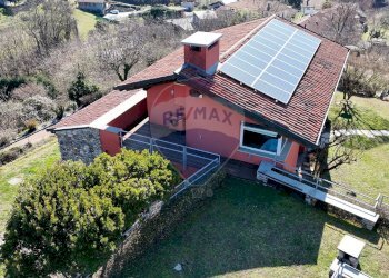 Villa Via Crispi, 22 
 Roasio, Roasio - foto 85