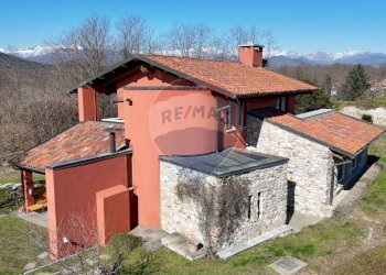 Villa Via Crispi, 22 
 Roasio, Roasio - foto 88