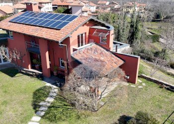 Villa Via Crispi, 22 
 Roasio, Roasio - foto 90