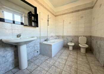 Casa semi indipendente Via Duca D'Aosta, Ronsecco - foto 15