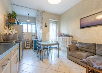 Three-room apartment Via Torino, Fiano - photo 9