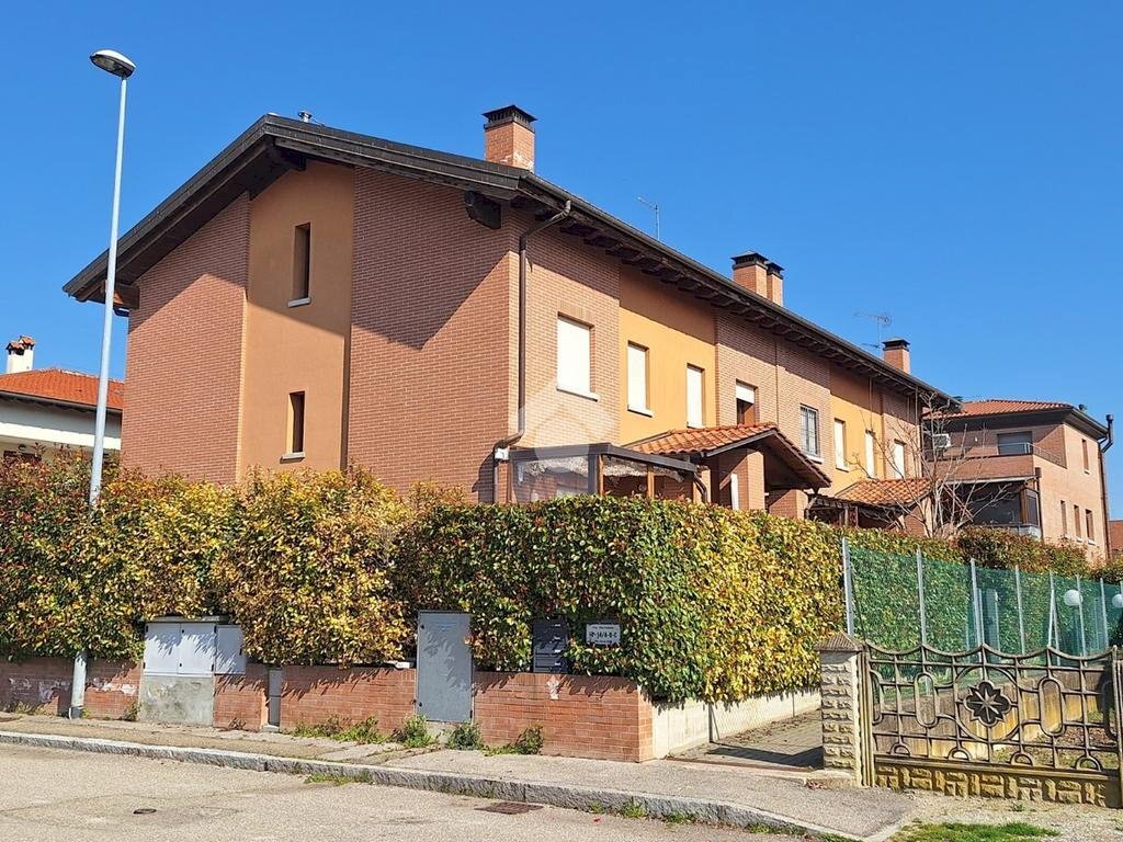 Villa a Schiera Via Alpi, Medicina - foto 1