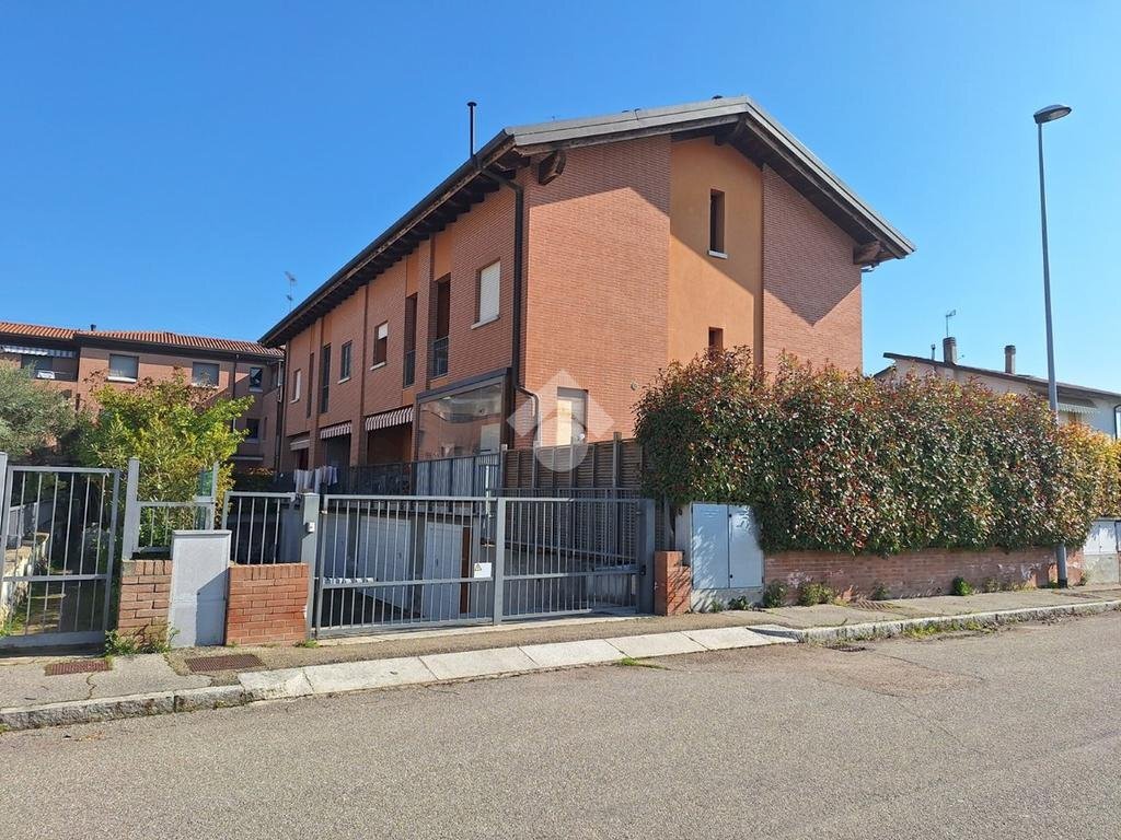 Villa a Schiera Via Alpi, Medicina - foto 2