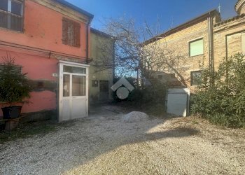 Portion of a house Via Castiglione, Cervia - photo 2
