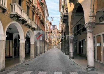 Locale Commerciale Treviso (zona Centro Storico) - foto 2