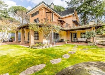 Villa Unifamiliare Via Del Monte Di Casa, Roma - foto 1