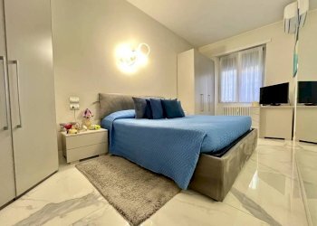 Camera da letto - Trilocale viale Piceno, Milano - foto 17