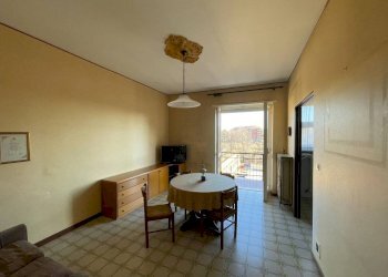 Sala da pranzo - Three-room apartment via San Vincenzo, 7, Moncalieri - photo 6